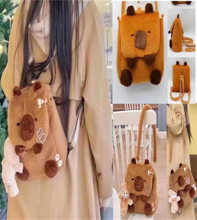 М`який рюкзак M 18209 2 види, одне відділення на змійці, металева фурнітура, регульована довжина...